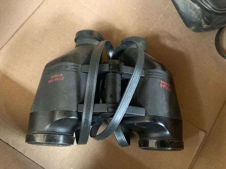 Tasco InFocus 7x35mm Wide Angle Assiter Auctioneers