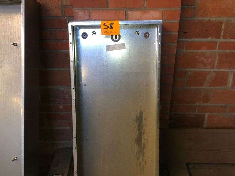 mh44-square-d-panel-can-assiter-auctioneers