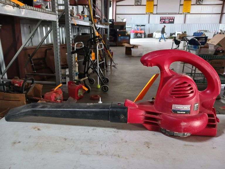 TroyBilt TB180B Leaf Blower Assiter Auctioneers
