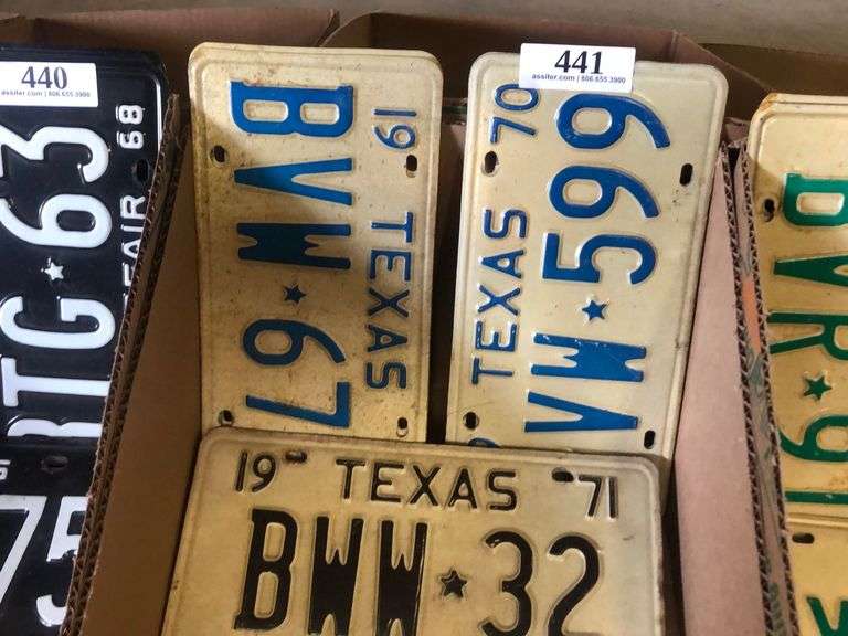 (3) Sets Texas License Plates '70 & '71 Assiter Auctioneers