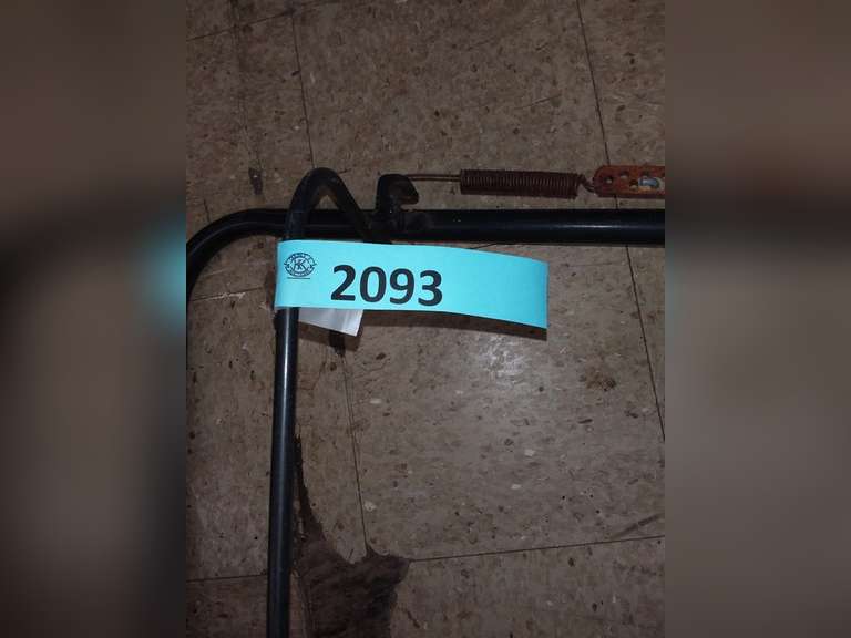 Toro CCR Power Curve 1000 Snow Blower 3 hp - Double K Auctions