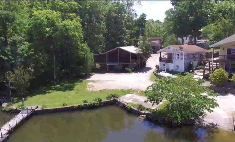 Osage Beach MO lake home - 2016 Princecraft Vogue, 2012 Yamaha golf cart