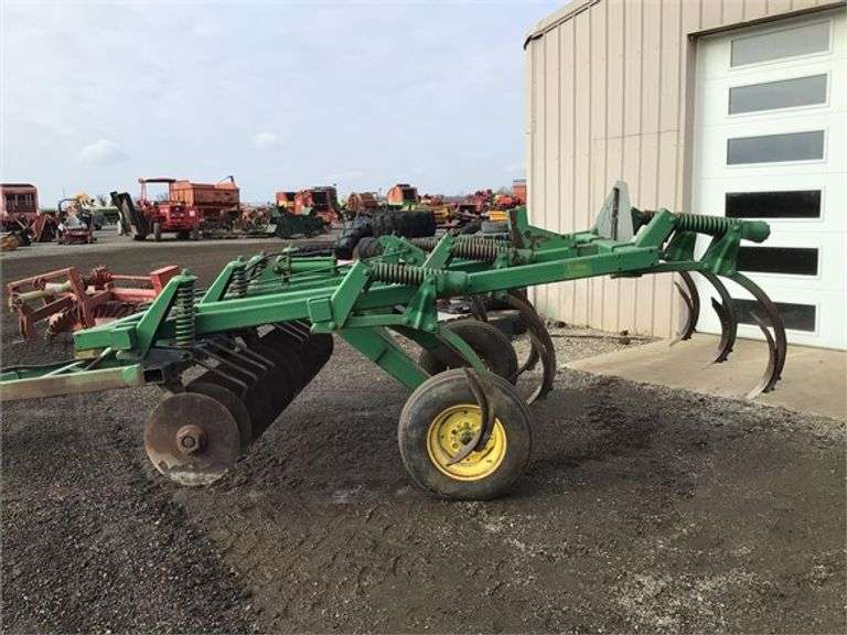 JOHN DEERE 710 31273