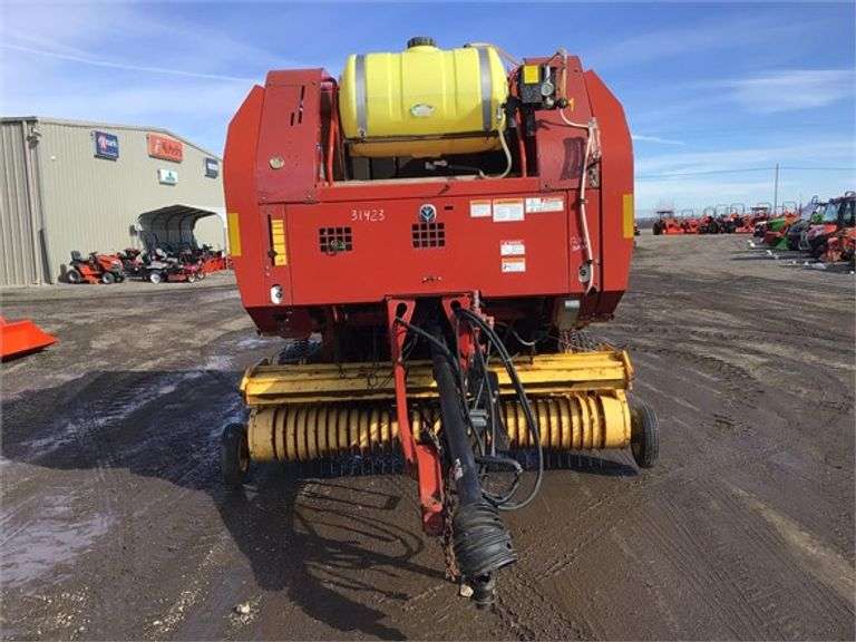 2014 NEW HOLLAND BR7060 31423