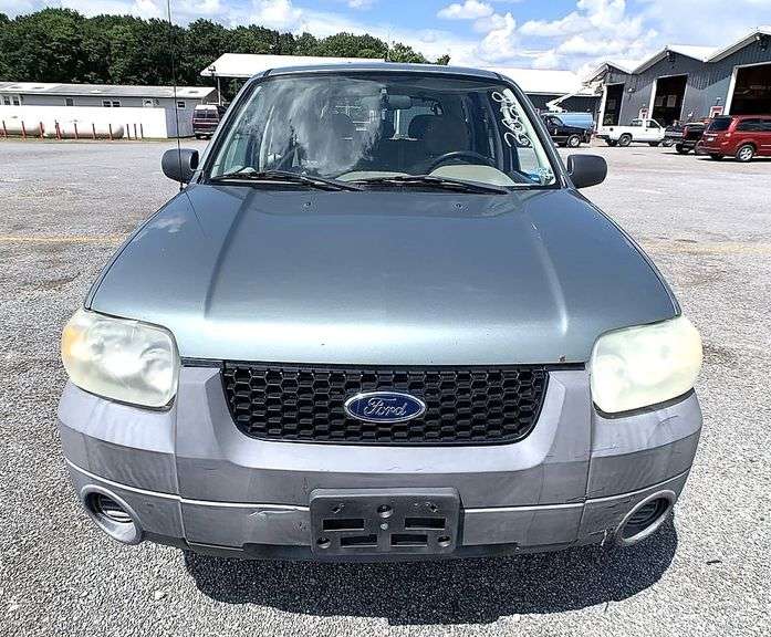2007 FORD ESCAPE SUV
