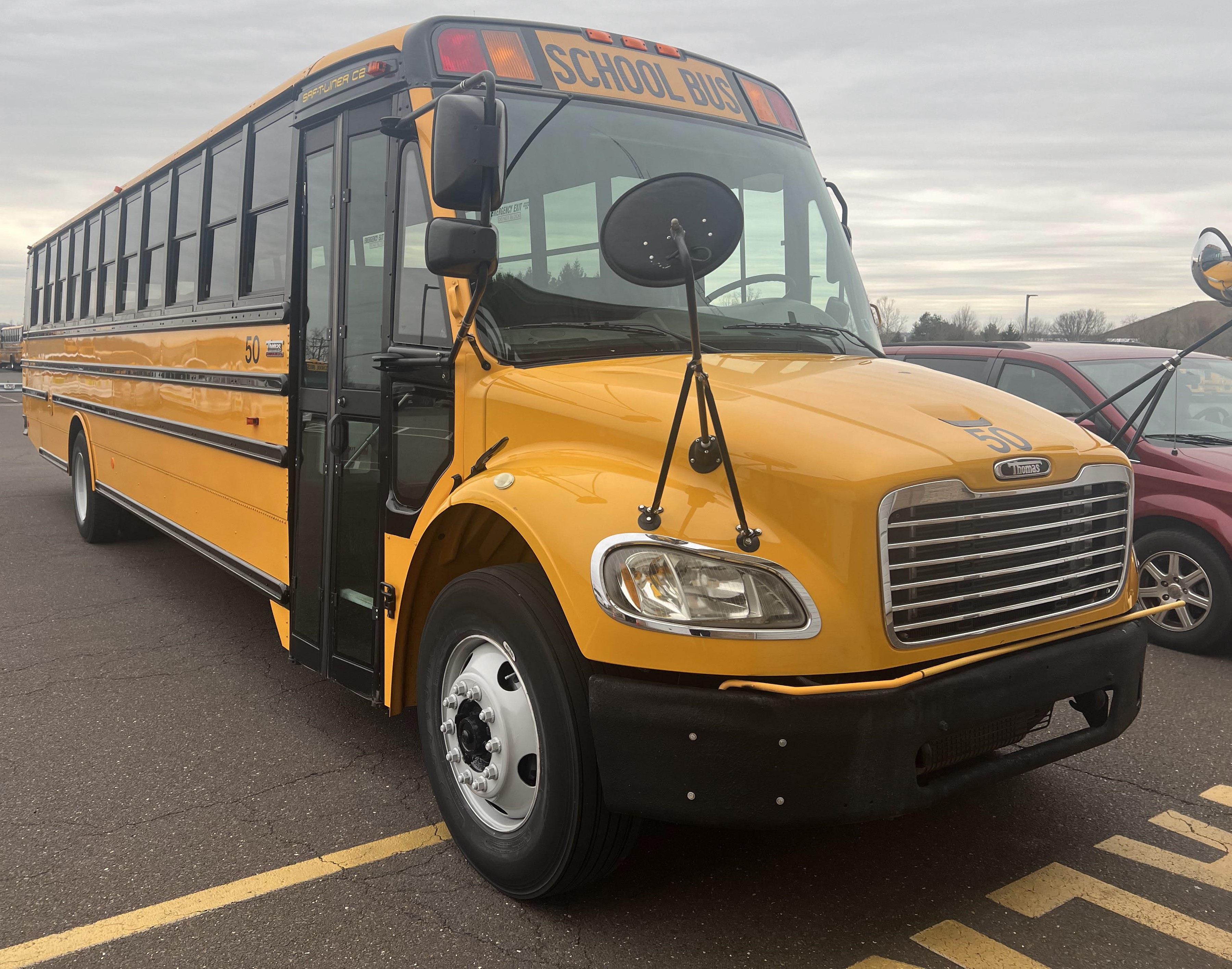 USA ストリート看板　SCHOOL BUS 2006 Blue Bird All American 78 Passenger School Bus - B37868