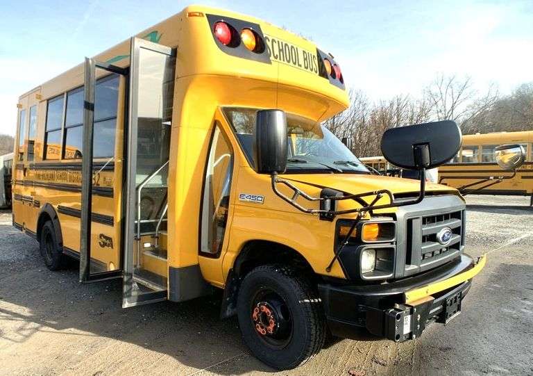 2016 FORD E-450 SUPER DUTY MICRO BIRD SMALL SCHOOL BUS #32