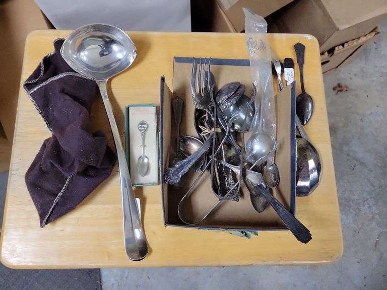Assorted Silver Cutlery Baer Auctioneers Realty, LLC