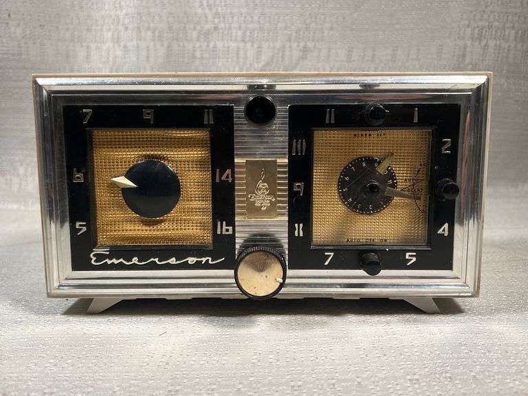 Emerson Two Window 718 Series Tube Table Top Clock Radio Baer