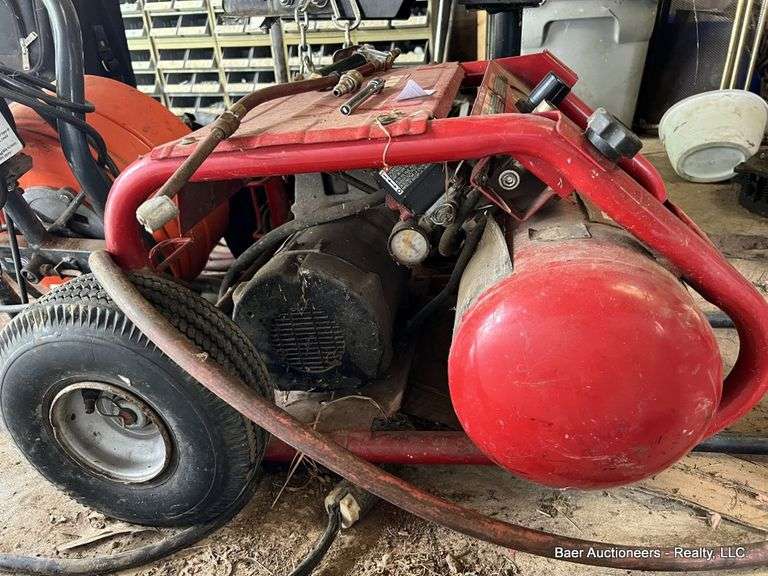 Porter Cable Job Boss 4.5 Gallon 3.5HP Air Compressor Baer