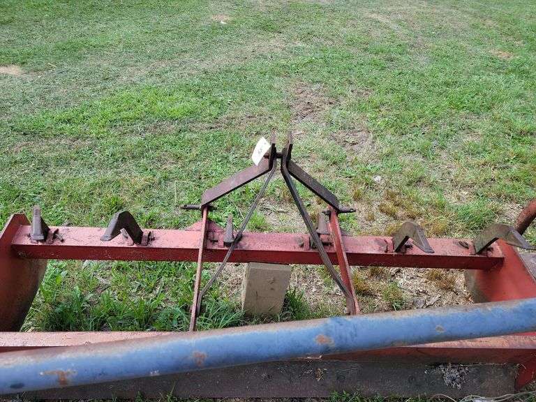 3 Point Hitch Box Blade, Approx 7' Baer Auctioneers Realty, LLC