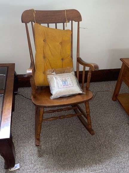 Wooden Rocking Chair - Baer Auctioneers - Realty, LLC
