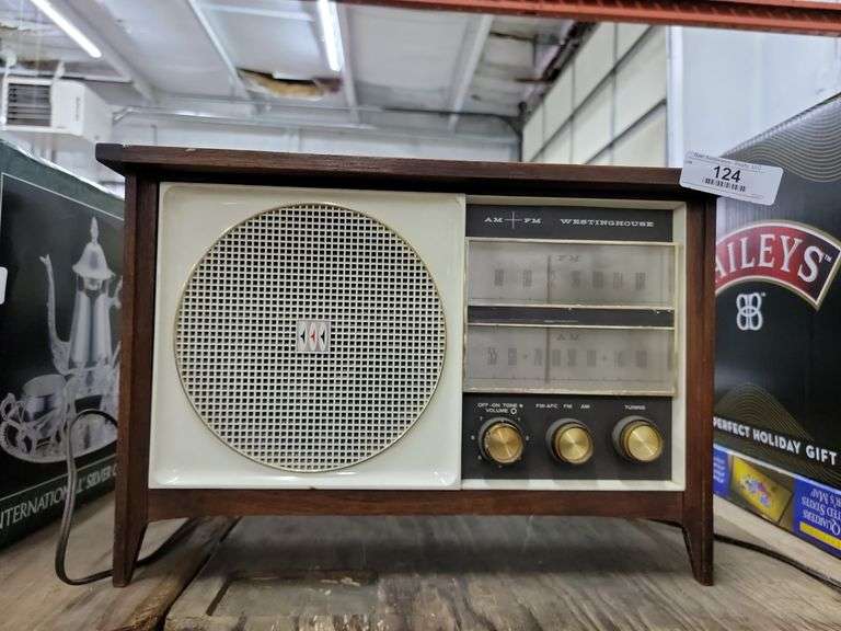 Westinghouse AM-FM Radio & HP Printer - Baer Auctioneers - Realty, LLC
