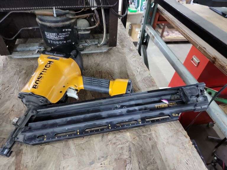 Bostitch Air Nailer & Nails Baer Auctioneers Realty, LLC