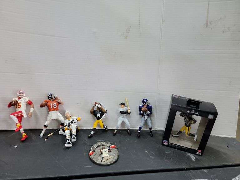 9 Hallmark Sports Ornaments W/ Boxes Baer Auctioneers Realty, LLC
