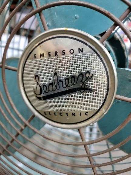 Emerson Seabreeze Vintage Floor Fan - Baer Auctioneers - Realty, LLC
