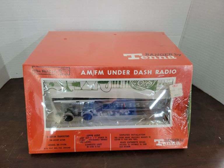Vintage Car Radio In Box (Ranger By Tenna) Baer Auctioneers Realty, LLC