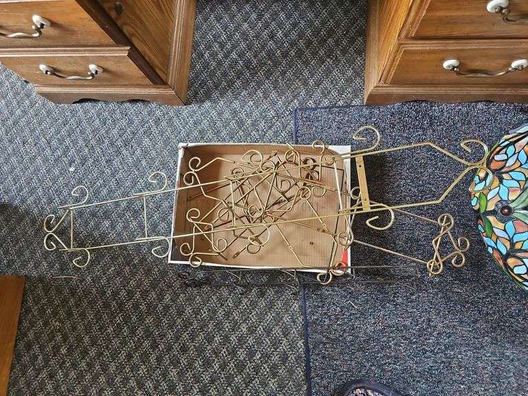 Collector Plates & Hangers Baer Auctioneers Realty, LLC