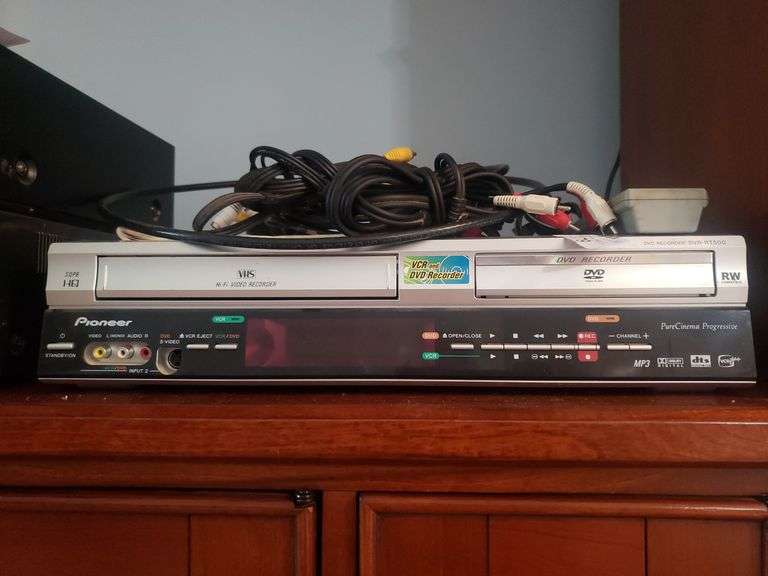 Pioneer VCR/DVD Recorder Baer Auctioneers Realty, LLC