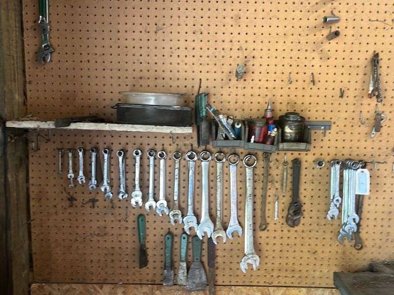Assorted Wrenches, Putty Knives, Grease Guns, Misc Baer Auctioneers