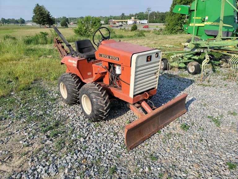 Ditch Witch 2200 Baker Auctions & Real Estate, LLC