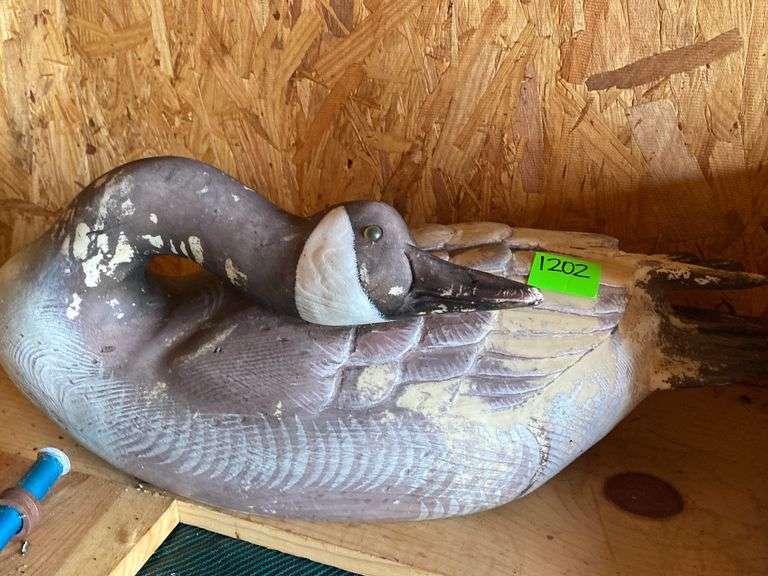 Duck Baker Auctions & Real Estate, LLC