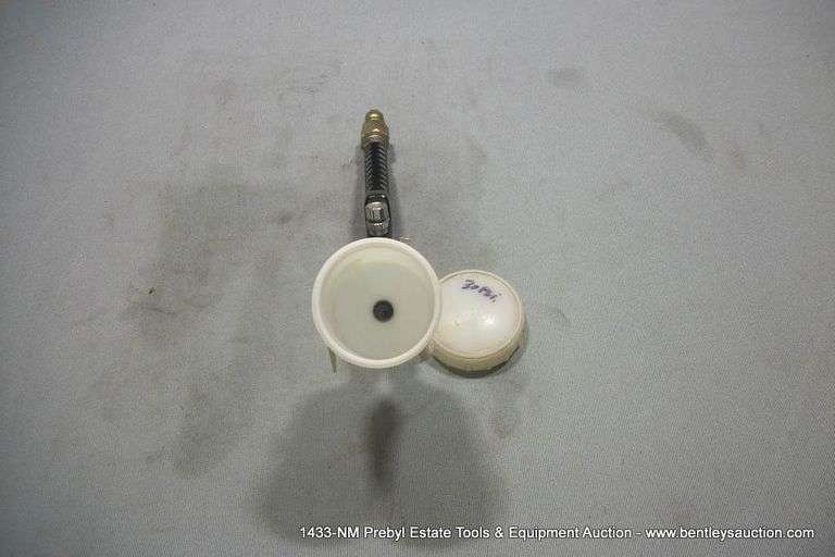 INGERSOLL RAND 200G TOUCHUP GRAVITY FEED SPRAY GUN Bentley
