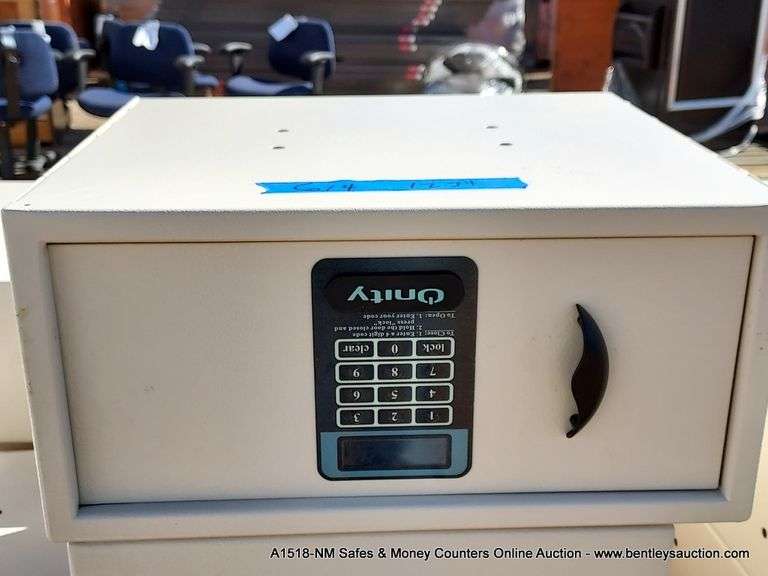 UNITY SF4LRWNNHN DIGITAL COMBO SAFE UNKNOWN** Bentley