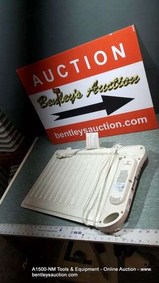 NEW AIR AH-400 PERSONAL RADIATOR HEATER - Bentley & Associates, LLC