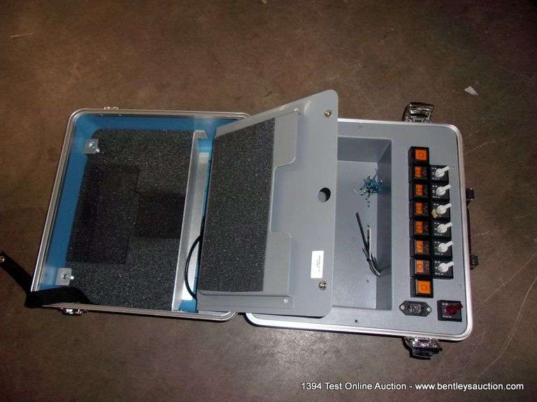 ALLENBRADLEY SLC TRAINING UNIT 1747 DEMO3 EMPTY CASE Bentley