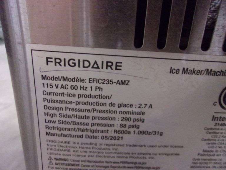 FRIGIDAIRE ICE MAKER, STAINLESS STEEL, MODEL EFIC235 Bentley