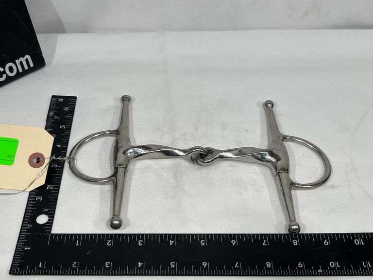 SILVER HORSE BIT W/ TWISTED DESIGN Bentley & Associates, LLC
