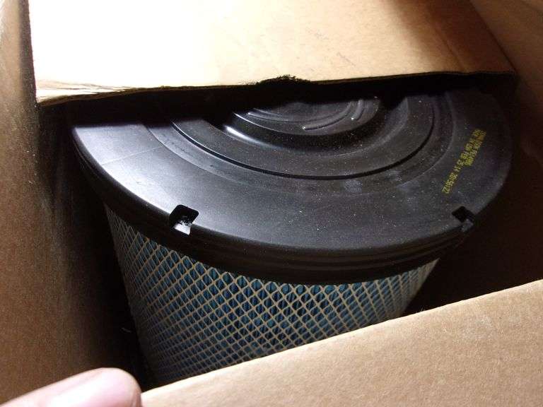 PACCAR SEMI TRUCK AIR FILTER PART DONALDSON P614986 Bentley