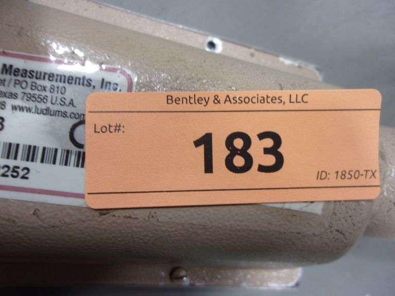 LUDLUM MEASUREMENTS MODEL 4393 ALPHABETA DETECTOR Bentley