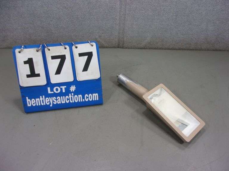 LUDLUM MEASUREMENTS MODEL 4393 ALPHABETA DETECTOR Bentley