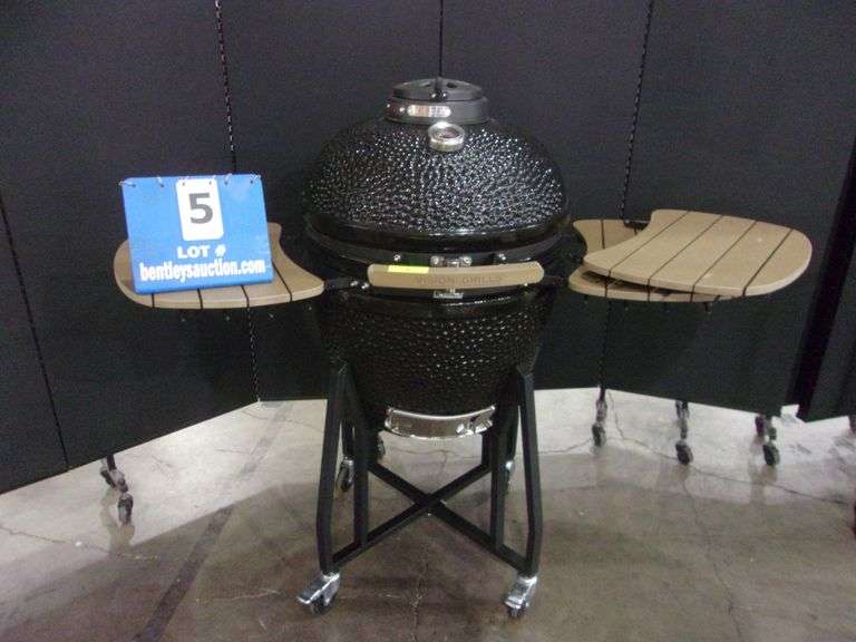 BLACK VISION GRILLS CLASSIC KAMADO CERAMIC CHARCOAL GRILL Bentley