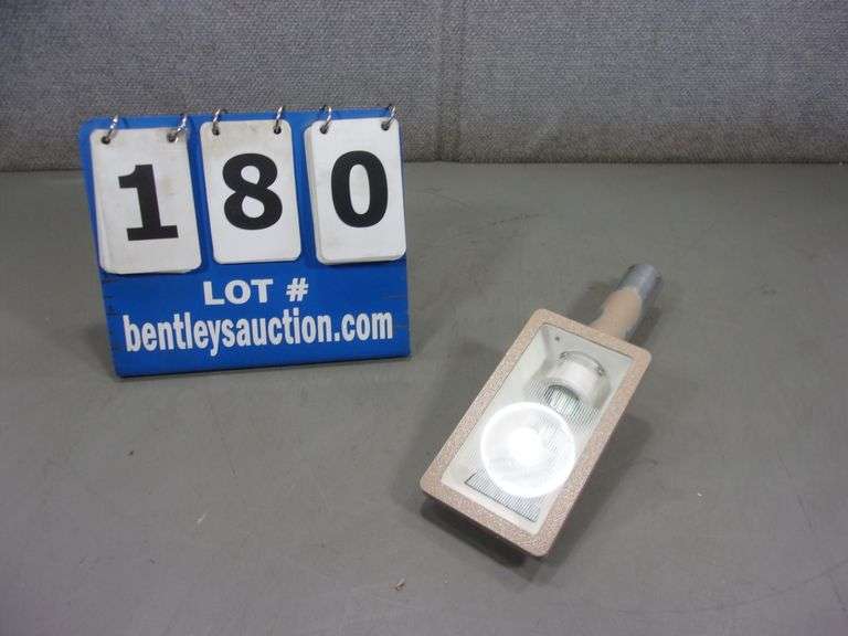 LUDLUM MEASUREMENTS MODEL 4393 ALPHABETA DETECTOR Bentley
