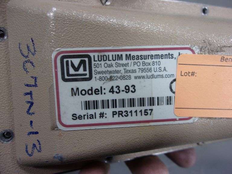 LUDLUM MEASUREMENTS MODEL 4393 ALPHABETA DETECTOR Bentley
