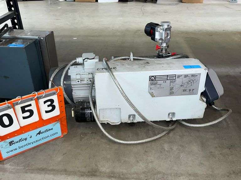 LEYBOLD SV65 955 VACUUM PUMP Bentley & Associates, LLC