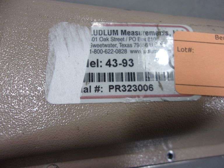 LUDLUM MEASUREMENTS MODEL 4393 ALPHABETA DETECTOR Bentley