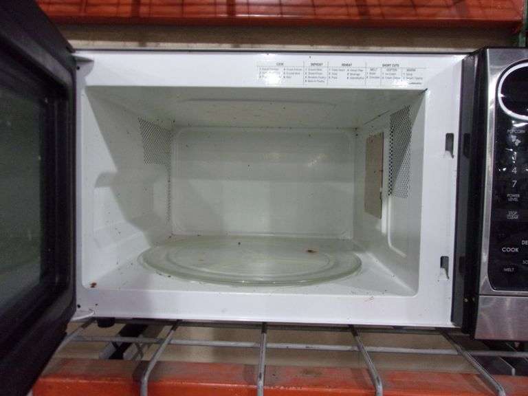 SHARP CAROUSEL MICROWAVE OVEN Bentley & Associates, LLC