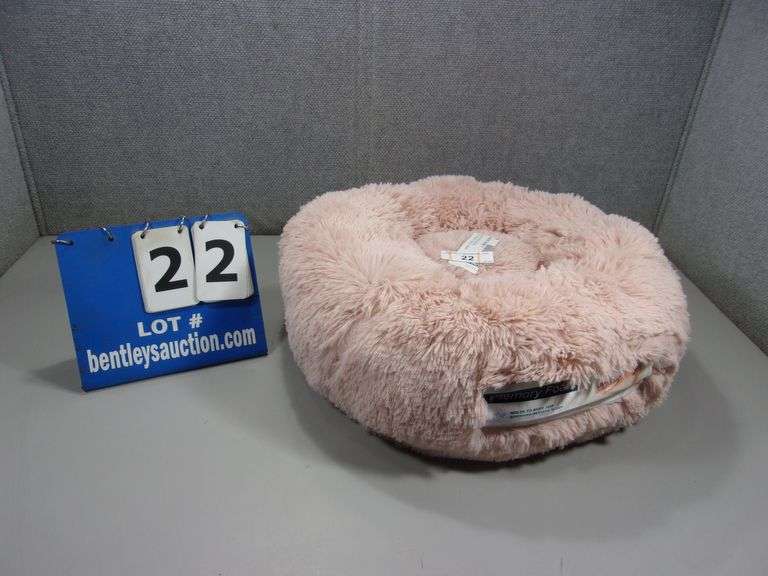 ARLEE HOME MEMORY FOAM DONUT DOG BED Bentley & Associates, LLC