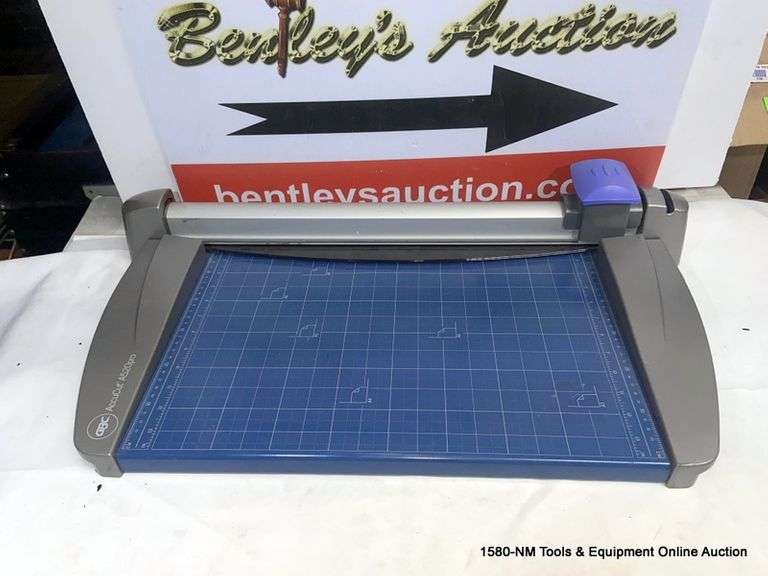GBC ACCUCUT A520PRO PAPER CUTTER Bentley & Associates, LLC