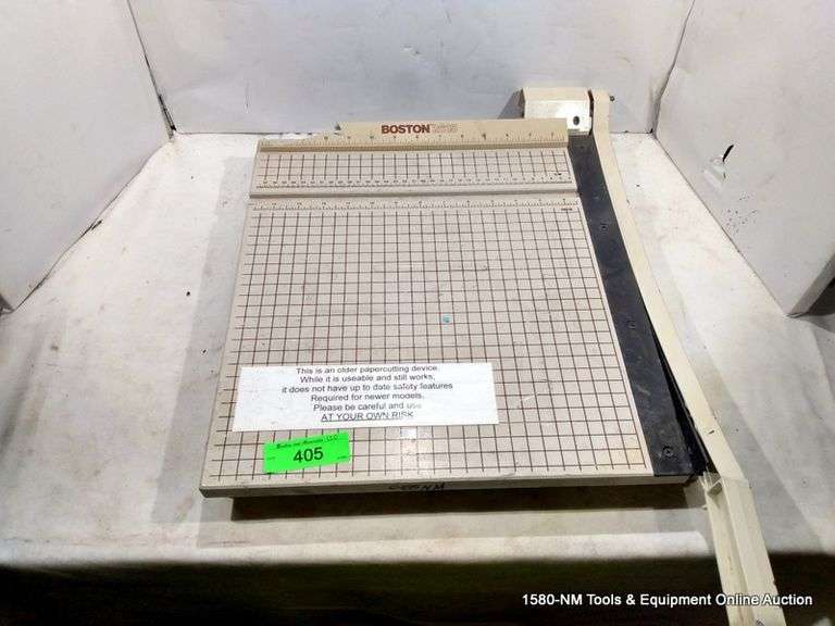 BOSTON 2615 PAPER CUTTER BROKEN Bentley & Associates, LLC