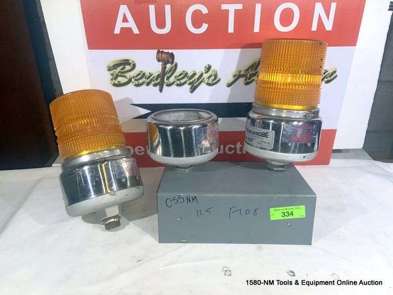 WHELEN STROBE 1500 II WARNING LIGHT Bentley & Associates, LLC