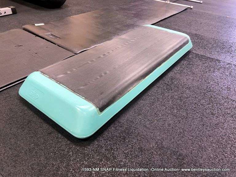 THE STEP AEROBIC PLATFORM Bentley & Associates, LLC