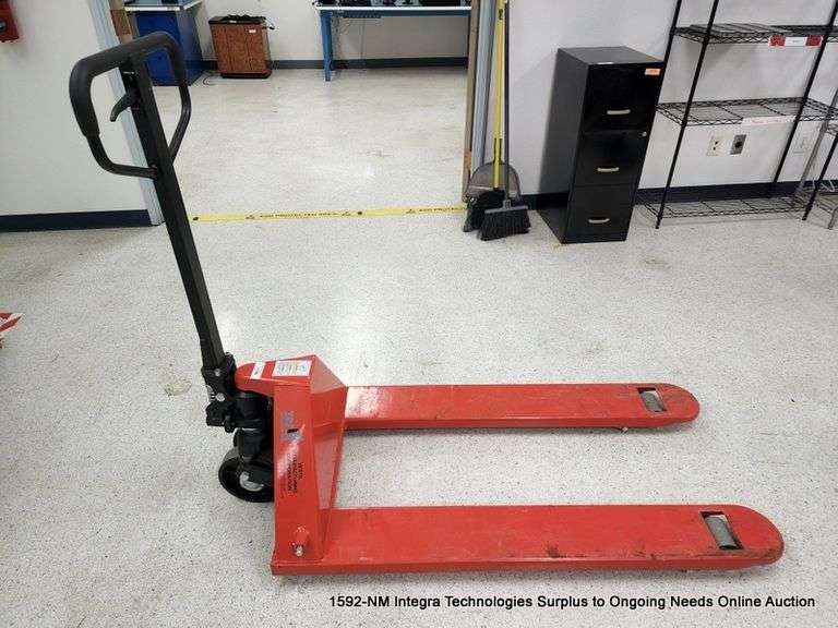 VESTIL 5000 LB. PALLET JACK Bentley & Associates, LLC