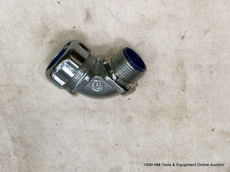 THOMAS & BETTS 3/4" LIQUID TIGHT FLEXIBLE METAL CONDUIT CONNECTOR 90 DEGREE ANGLE INSULATED
