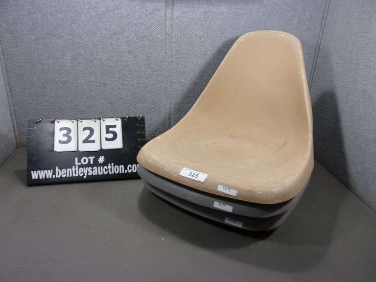2PLASTIC BUCKET SEATS/REPLACEMENT SEATS Bentley & Associates, LLC
