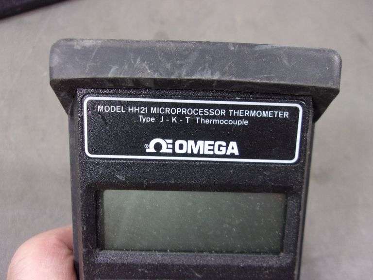 OMEGA MNl HH21 MICRO PROCESSOR THERMOMETER Bentley & Associates, LLC
